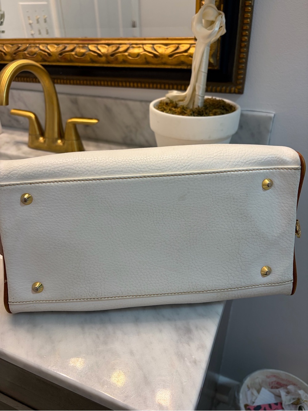 Vintage Courser Classic Two-Tone White and Brown Leather Satchel - Picture 3 of 9